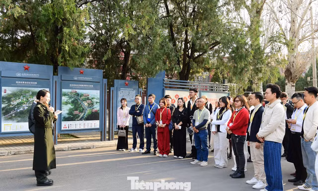 Đoàn đại biểu thanh niên Việt Nam thăm ‘thủ đô cách mạng' của Trung Quốc