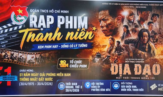 'Áo xanh' thắp lửa lý tưởng từ màn ảnh rộng, thước phim đỏ