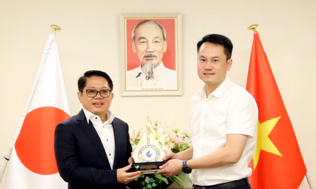 Trung ương Hội LHTN Việt Nam tổ chức Hành trình Tôi yêu Tổ quốc tôi ở nước ngoài