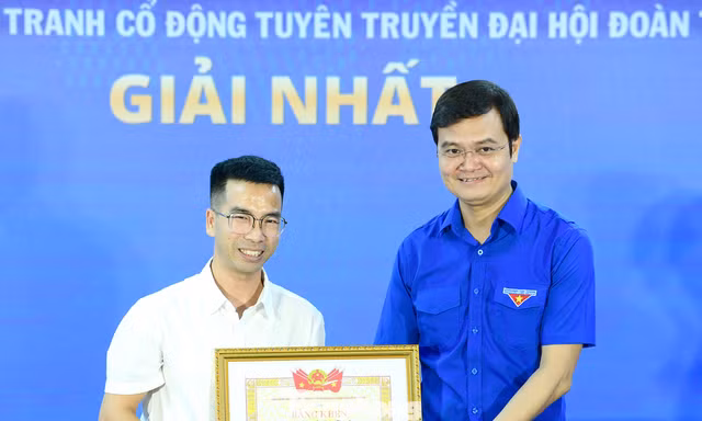 Công bố tác phẩm đoạt giải cuộc thi sáng tác tranh cổ động tuyên truyền Đại hội Đoàn toàn quốc XIII