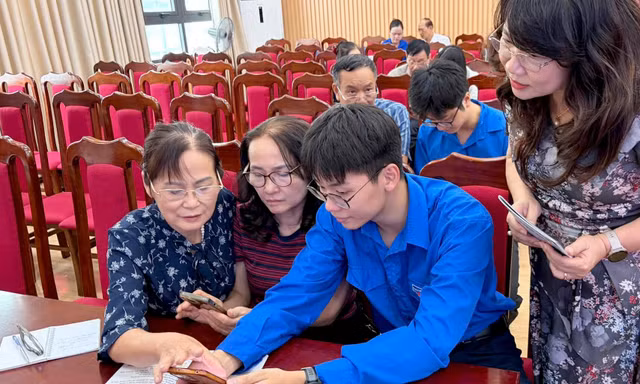 Ứng dụng AI bóc trần cạm bẫy trên không gian mạng
