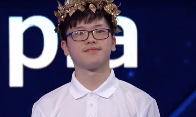 Nam sinh chuyên Khoa học Tự nhiên giành vòng nguyệt quế Olympia với điểm số cách biệt