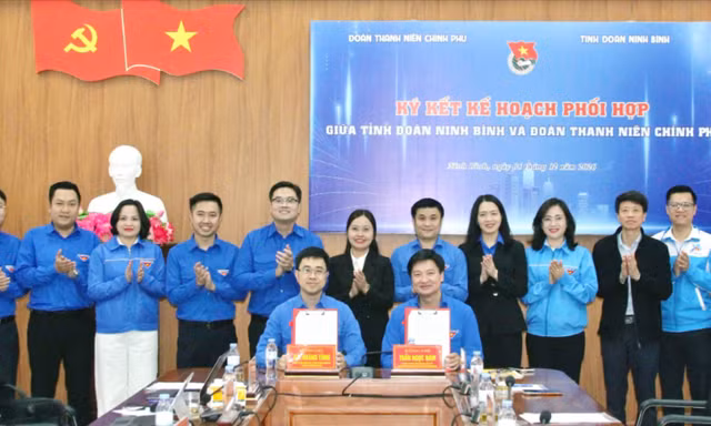 Đoàn Thanh niên Chính phủ và Tỉnh Đoàn Ninh Bình ký kết phối hợp hoạt động