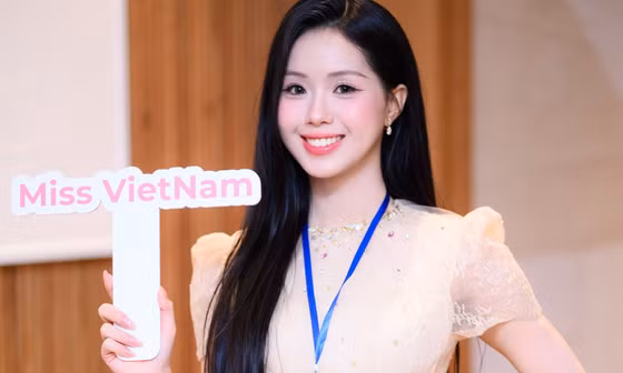Tân cử nhân xuất sắc trường ĐH Ngoại thương nổi bật tại 'Sơ khảo Hoa hậu Việt Nam 2026'