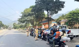 Tuyên Quang siết chặt quản lý tour du lịch xe máy 