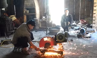 Làng rèn Chế Cu Nha, Mù Cang Chải vào vụ Tết.