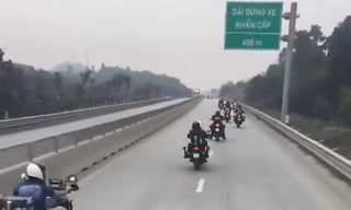 Xử phạt 11 người nước ngoài đi mô tô phân khối lớn vào cao tốc Tuyên Quang – Phú Thọ