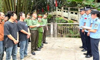 Trục xuất 6 người Trung Quốc nhập cảnh trái phép vào Việt Nam