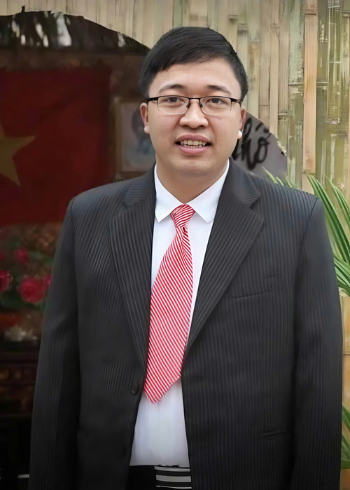 Thầy Nguyễn Bắc Cường - Thạc sĩ Toán học, với kinh nghiệm 15 năm luyện thi HSG, Đại học, Đánh giá năng lực. Thầy Nguyễn Bắc Cường - Thạc sĩ Toán học, với kinh nghiệm 15 năm luyện thi HSG, Đại học, Đánh giá năng lực.