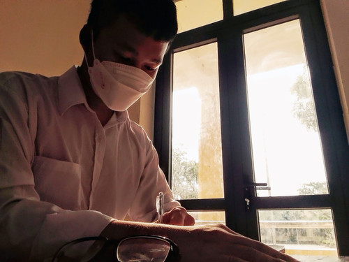 Lê Quang Huy (Viện Đào tạo quốc tế, Học viện Ngân hàng).