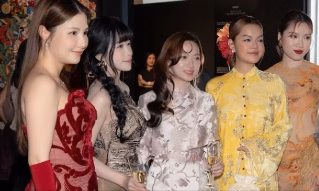 Anh Tài Jun Phạm, Hoa hậu Thanh Thủy tề tựu tại triển lãm tôn vinh văn hóa Việt