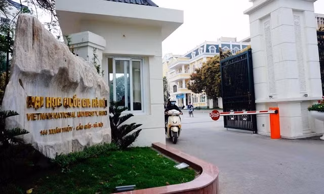 Đại học Quốc gia Hà Nội công bố bảng quy đổi điểm thi tốt nghiệp THPT năm 2025