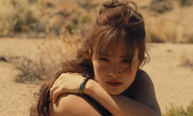 Đông Nhi quay MV tại sa mạc ở Mỹ cho ca khúc cô "thương nhất" album Vol.4