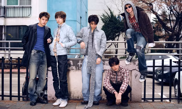 CORTIS "tạo sóng" với cách quảng bá album lạ, gợi nhớ trend "sống ảo" của Gen Z Hàn