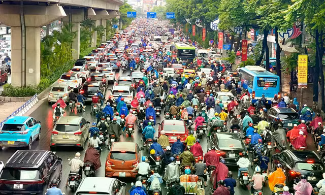Những khu vực phường nào tại Hà Nội sẽ thí điểm cấm xe máy xăng từ 1/7/2026?