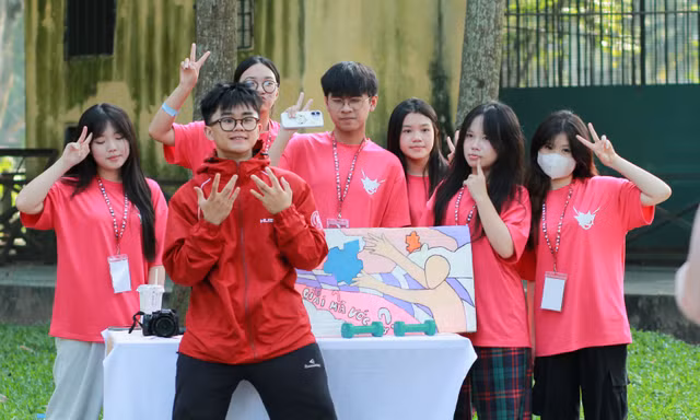 Ngăn bàn Project: Học sinh Thủ đô tổ chức giải chạy, gây sốt vì ý tưởng dễ thương