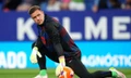 Barca và khởi đầu đầy bối rối trong mùa giải nhiều tham vọng