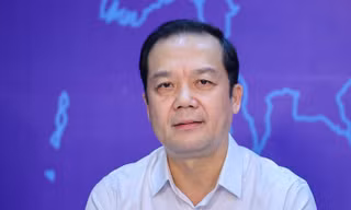 Hà Nội đưa robot AI vào phường phục vụ dân, 12.000 người 'chia lửa' chuyển đổi số ở cấp xã