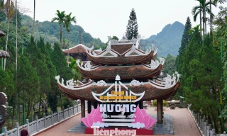 Lễ hội Chùa Hương 2026: Quét QR đi hội, camera AI phân luồng