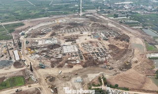 Sân vận động 60.000 chỗ ngồi, đủ tiêu chuẩn tổ chức World Cup dần thành hình