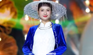 Hàng chục hoa hậu, á hậu đổ bộ phố Nguyễn Huệ