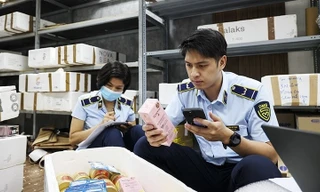 Nhập thuốc thật rồi tách vỉ, thay thế một số viên bằng thuốc kém chất lượng