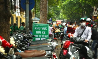 Chủ tịch Hà Nội yêu cầu 3 phường trung tâm kiểm tra các bãi xe vi phạm