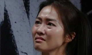 Không nhận ra Khả Ngân