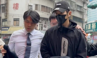 Hai nam diễn viên bị bắt 