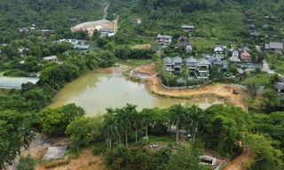 Hà Nội: Loạt khu nghỉ dưỡng trái phép trên đất rừng 'hiên ngang' như chưa từng vi phạm