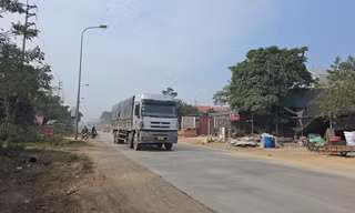 Hà Nội: Giải phóng mặt Quốc lộ 6 đoạn Ba La- Xuân Mai còn ì ạch 