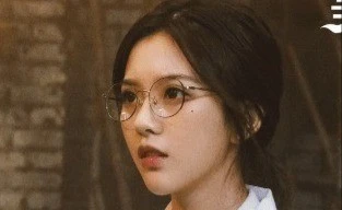 Công bố hai diễn viên trốn thuế