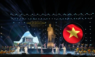 Kỷ niệm 85 năm Ngày Bác Hồ về nước: Tổ chức cầu truyền hình 'Hai tay gây dựng một sơn hà'