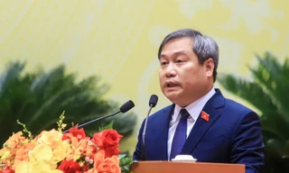 Chủ tịch Hà Nội yêu cầu triển khai drone vận chuyển máu, ứng dụng AI tại bệnh viện