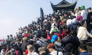 Biển người đổ về Yên Tử 