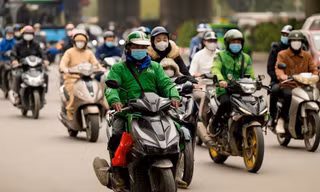 Đề xuất việc cấm xe công nghệ chạy xăng tại Hà Nội 