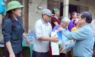 Phó Chủ tịch Quốc hội: Trung ương luôn đồng hành, hỗ trợ bà con khắc phục hậu quả thiên tai