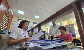 Hà Nội: Đề xuất chi thu nhập tăng thêm 0,8 lần lương cơ bản 