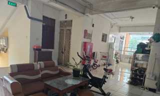 'Nở rộ' hành lang chung cư bị biến thành kho chứa, nơi sử dụng riêng 