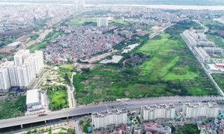 Công an Hà Nội khuyến cáo cá nhân, DN trả lại tiền nếu 'trót nhận tiền môi giới mua NOXH'