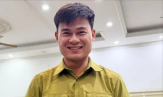 Bị khán giả nhắc nhở, Hòa Minzy nói sẽ hạn chế khoe bạn trai