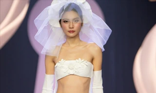 Thời trang cưới táo bạo