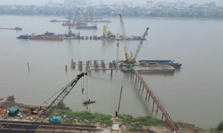 3 cầu qua sông Hồng có nguy cơ chậm tiến độ: Hà Nội sẽ xem xét trách nhiệm người đứng đầu