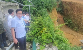 Hà Nội công bố tình huống khẩn cấp ứng phó sạt lở tại Suối Hai và Ba Vì