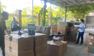 Phạt 25 triệu đồng, buộc tiêu hủy 1.832 sản phẩm đồ điện nhập lậu 