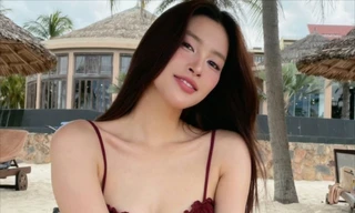 Tiểu Vy ngày càng gợi cảm