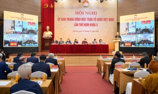 Đổi mới tư duy từ quản lý mệnh lệnh sang kiến tạo và phục vụ