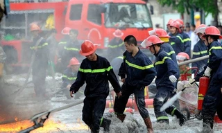 Hà Nội: Thêm nhiều lực lượng tham gia chữa cháy, cứu nạn được hỗ trợ