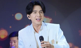 Hà Nội đề nghị ca sĩ Đan Trường không bắn pháo hoa trong concert 