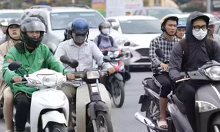 Hà Nội thông tin về chính sách hỗ trợ người dân chuyển đổi xe xăng sang xe điện